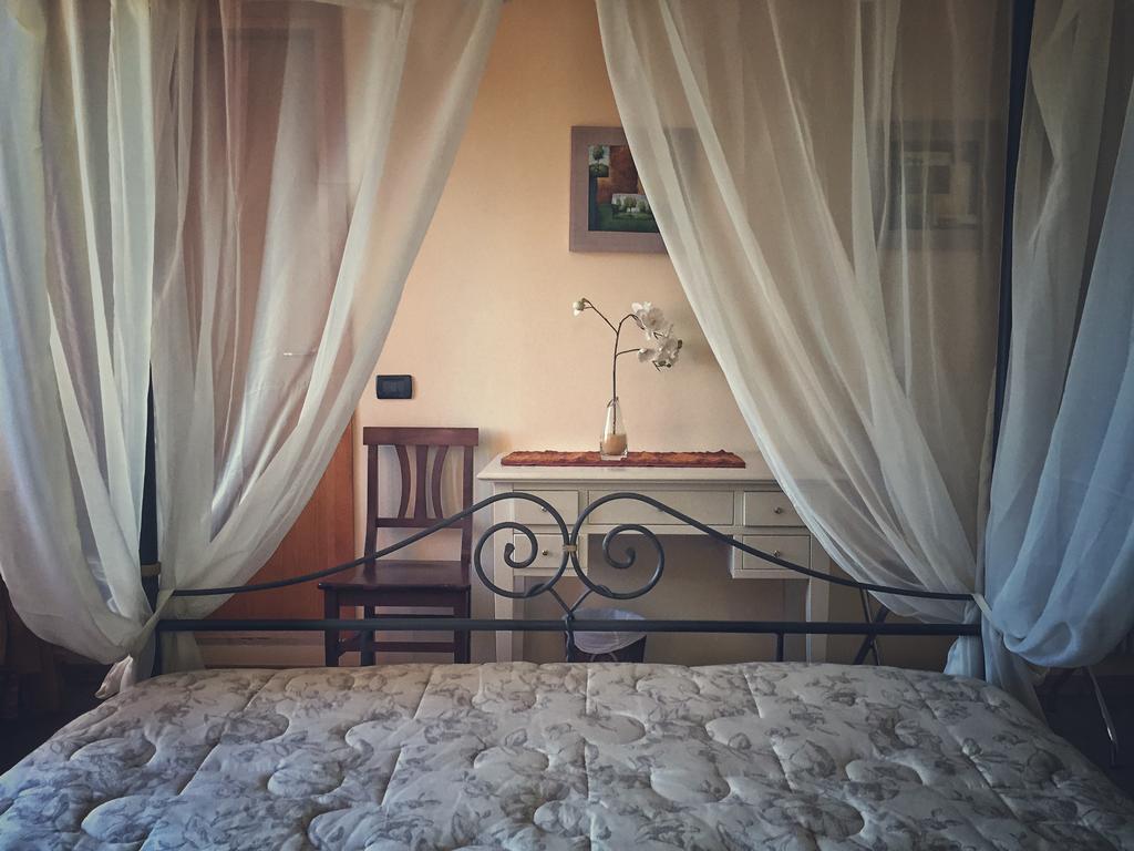 Agriturismo Borgo Tecla Rosa Ngoại thất bức ảnh