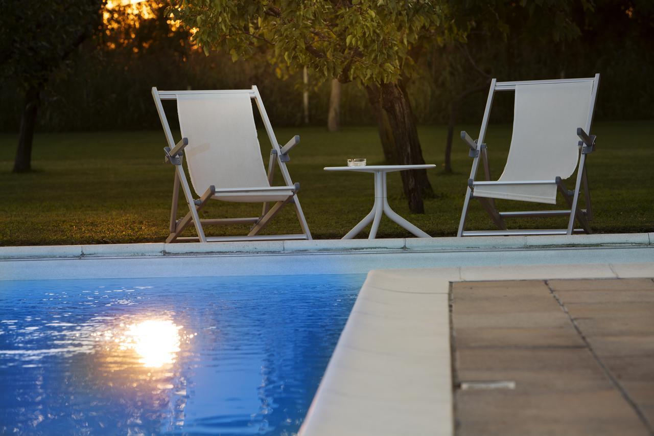 Agriturismo Borgo Tecla Rosa Ngoại thất bức ảnh