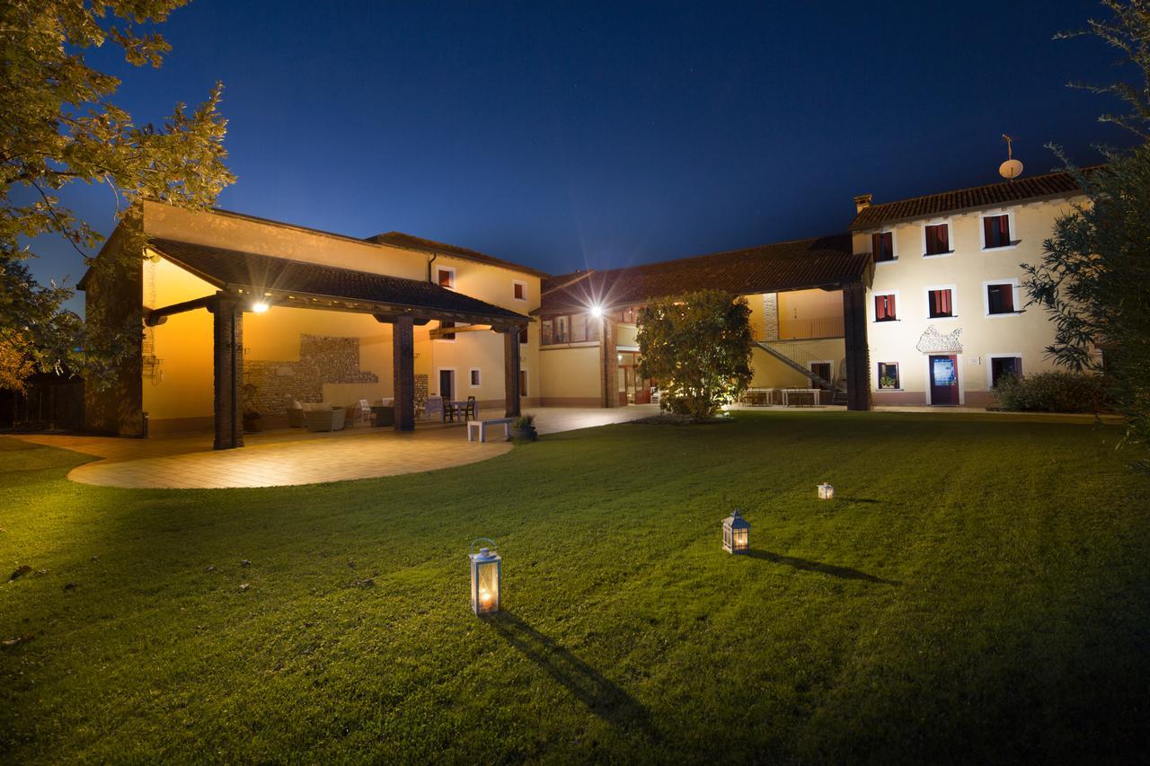 Agriturismo Borgo Tecla Rosa Ngoại thất bức ảnh